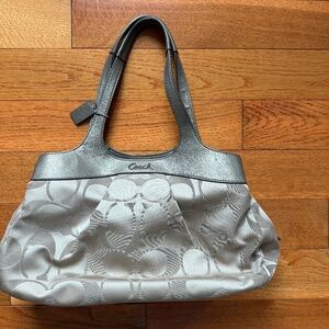 Coach shoulder bag